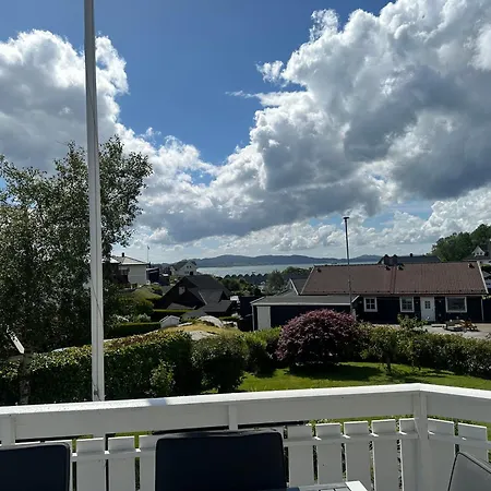 Σπίτι διακοπών Family House Close To The Mosterhamn
