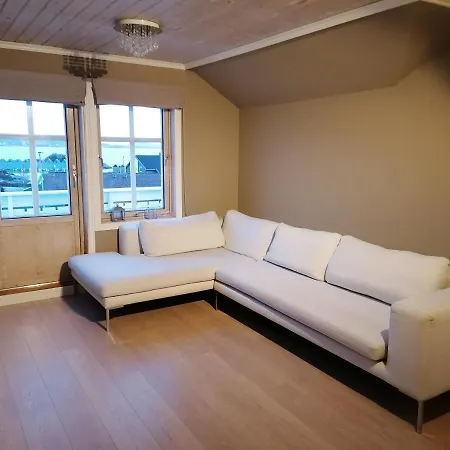 בית נופש Family House Close To The *